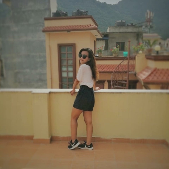 Meet your Posher, Rory - Picture 1 of 1